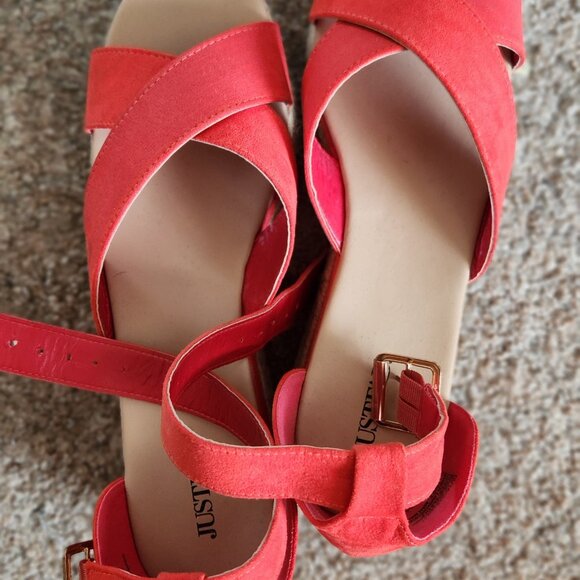 Strappy Wedge Sandals, buckle detail - Picture 3 of 4
